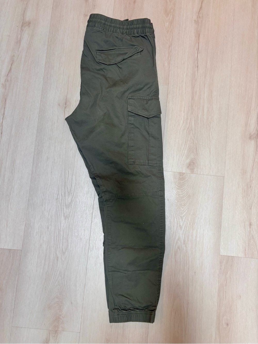 Men's khaki green Cargo Jogger Pants - Casual Utility - Picture 7 of 9